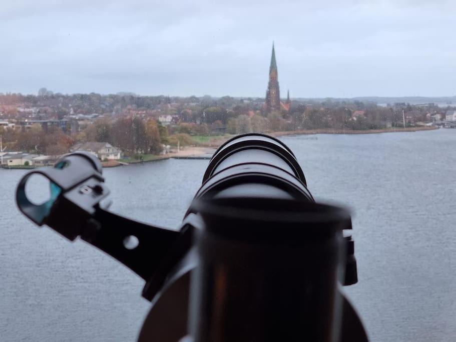 Traumblick! Mitten Im Wasser, Den Wolken Ganz Nah! Schleswig Ngoại thất bức ảnh